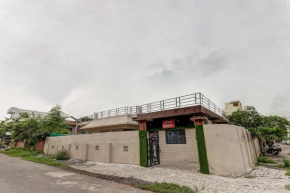 OYO Flagship 77447 Uttam Retreat